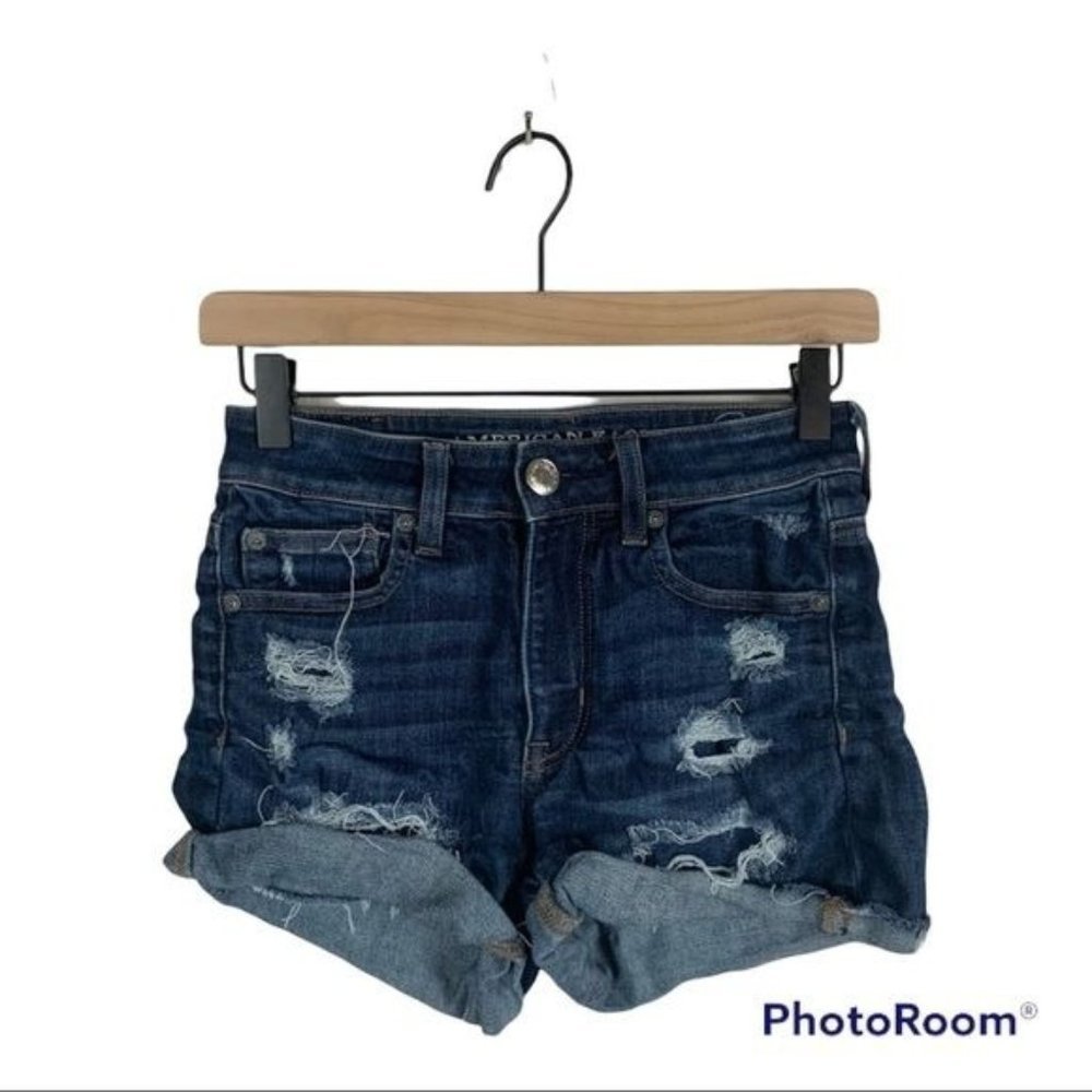 💛 American Eagle Destroyed High Rise Shortie